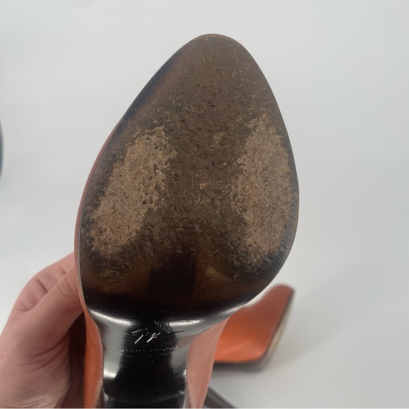 Giuseppe Zanotti Light Brown Leather Italian Wooden Heel Pumps - Picture 12 of 15